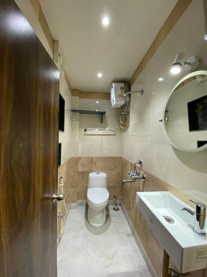 Shivam Hotels كولكاتا المظهر الخارجي الصورة