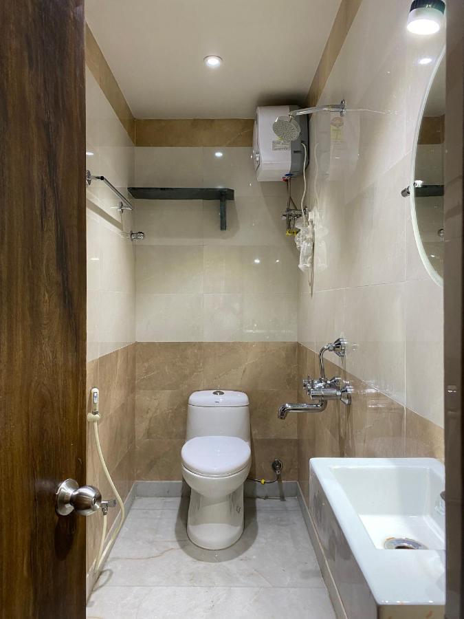 Shivam Hotels كولكاتا المظهر الخارجي الصورة
